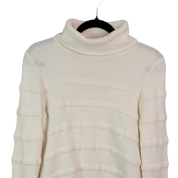 Lacoste Cashmere Wool Blend Turtle Neck 3D Long Sleeve Sweater With Thumb Holes - Picture 6 of 15